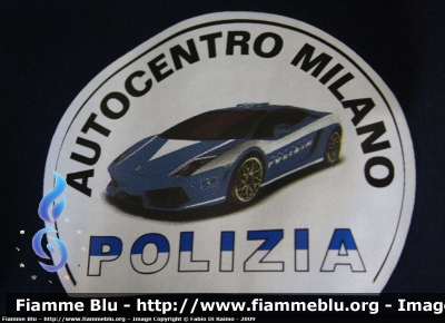 Stemma Autocentro di Milano su Gilet
Polizia di Stato
Parole chiave: Gilet_Autocentro_Polizia_Milano