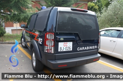 Land Rover Discovery 4
Carabinieri
V Btg. Emilia Romagna
Versione senza indicazione modello al posteriore
CC BJ026
Parole chiave: Land-Rover Discovery_4 CCBJ026