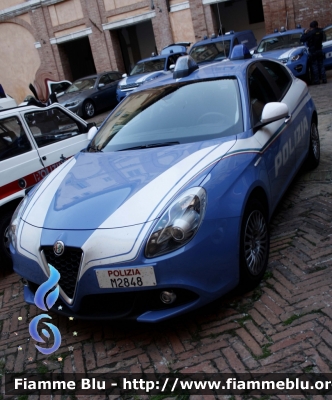 Alfa Romeo Nuova Giulietta restyle
Polizia di Stato 
Allestimento NCT Nuova Carrozzeria Torinese
Decorazione Grafica Artlantis
POLIZIA M2848
Parole chiave: Alfa-Romeo Nuova_Giulietta_restyle POLIZIAM2848