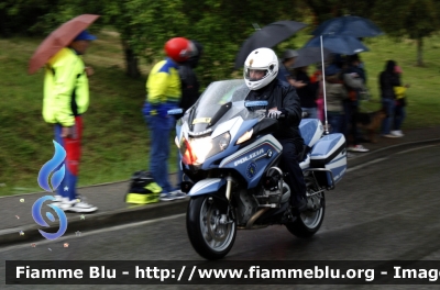 Bmw R1200RT II serie
Polizia di Stato
Polizia Stradale
in scorta al Giro d'Italia 2016
Parole chiave: giro_italia