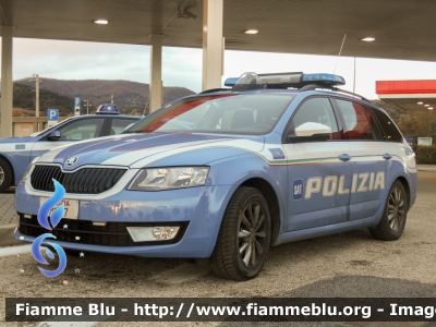 Skoda Octavia Wagon IV serie
Polizia di Stato
Polizia Stradale in servizio sulla rete autostradale di SAT
Seconda fornitura con la nuova livrea
Allestite Focaccia
Decorazione Grafica Artlantis
POLIZIA M1517
Parole chiave: Skoda Octavia_Wagon_IVserie POLIZIAM1517