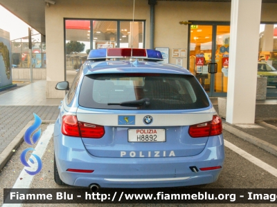 Bmw 320 F31 Touring
Polizia di Stato
Polizia Stradale in servizio sulla rete autostradale di Autostrade per l'Italia
Allestite Marazzi
Decorazione Grafica Artlantis
POLIZIA H8892
Parole chiave: Bmw 320_F31_Touring POLIZIAH8892