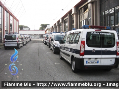 Fiat Scudo IV serie
Polizia Municipale Roma
POLIZIA LOCALE YA 699 AD
Parole chiave: Fiat Scudo_IVserie POLIZIALOCALEYA699AD