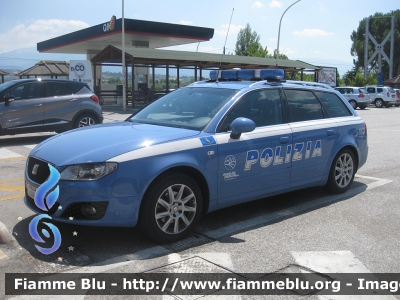 Seat Exeo ST
Polizia di Stato
Polizia Stradale in servizio sulla Strada dei Parchi
POLIZIA H4462
Parole chiave: Seat Exeo_ST POLIZIAH4462