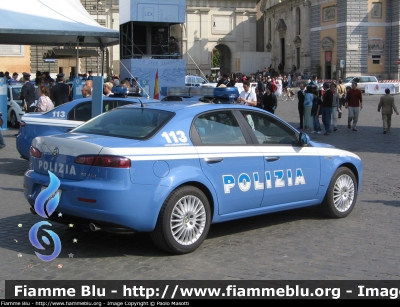 Alfa Romeo 159
Polizia di Stato
squadra volante
Polizia F4221
Parole chiave: Alfa-Romeo 159 PoliziaF4221 festa_polizia_2006