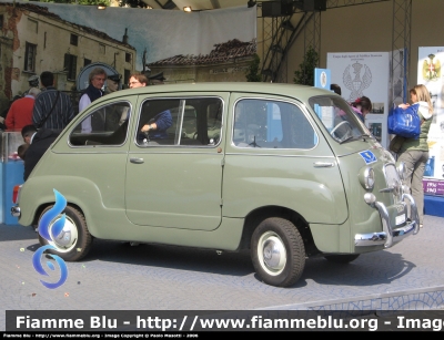 Fiat 600 Multipla
Polizia di Stato
Polizia Stradale
POLIZIA 24342

Parole chiave: Fiat 600_Multipla Polizia24342 Festa_della_Polizia_2006