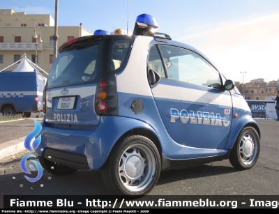 Smart Fortwo I serie
Polizia di Stato
POLIZIA B0041
Parole chiave: Smart Fortwo_Iserie PoliziaB0041 Festa_della_Polizia_2009