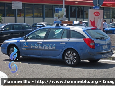 Renault Laguna Grandtour II serie
Polizia di Stato
Polizia Stradale in servizio sulla rete di Autostrade per l'Italia
POLIZIA F5663
Parole chiave: Renault Laguna_Grandtour_IIserie POLIZIAF5663