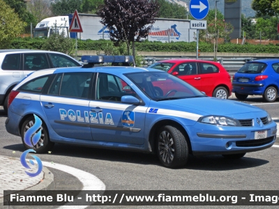 Renault Laguna Grandtour II serie
Polizia di Stato
Polizia Stradale in servizio sulla rete di Autostrade per l'Italia
POLIZIA F5663
Parole chiave: Renault Laguna_Grandtour_IIserie POLIZIAF5663