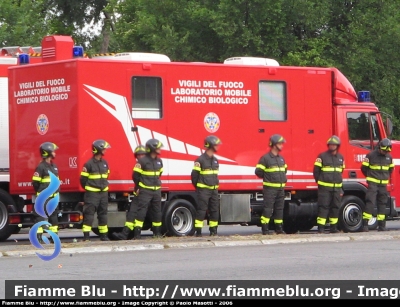 Iveco EuroCargo 75E15 II serie
Vigili del Fuoco
Comando Provinciale di Torino
Nucleo NBCR
VF 23790
Parole chiave: Iveco EuroCargo_75E15_IIserie VF23790 Festa_della_Repubblica_2006