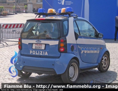 Smart Fortwo I serie
Polizia di Stato
POLIZIA B0085
Parole chiave: Smart Fortwo_Iserie PoliziaB0085 Festa_della_Polizia_2009