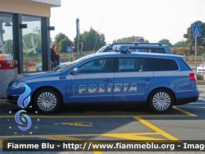 Volkswagen Passat Variant VI serie
Polizia di Stato
Polizia Stradale in servizio sulla rete autostradale SALT
POLIZIA H5042
Parole chiave: Volkswagen Passat_Variant_VIserie POLIZIAH5042