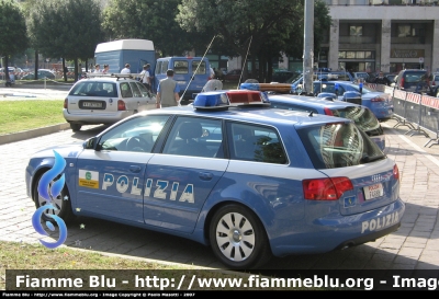 Audi A4 Avant IV Serie
Polizia di Stato
Polizia Stradale in Servizio sulla A22 Autostrada del Brennero S.p.A.
POLIZIA F4688
Parole chiave: Audi A4 Avant_IVSerie PoliziaF4688 Festa_della_Polizia_2007