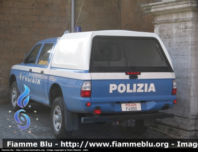 Mitsubishi L200 III Serie
Polizia di Stato
C.N.E.S.
POLIZIA F4990
Parole chiave: Mitusbishi L200_IIISerie PoliziaF4990 Festa_della_Polizia_2007