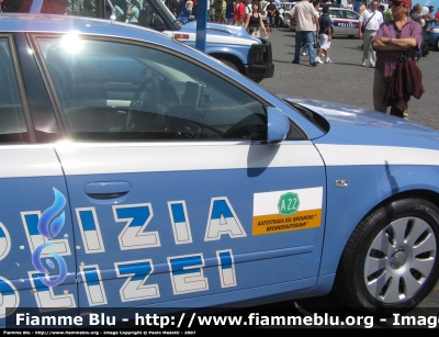 Audi A4 Avant IV Serie
Polizia di Stato
Polizia Stradale in Servizio sulla A22 Autostrada del Brennero S.p.A.
Particolare della Doppia Scritta e del Simbolo
POLIZIA F4686
Parole chiave: Audi A4 Avant_IVSerie PoliziaF4686 Festa_della_Polizia_2007