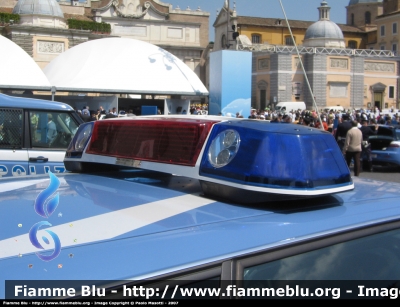 Audi A4 Avant IV Serie
Polizia di Stato
Polizia Stradale in Servizio sulla A22 Autostrada del Brennero S.p.A.
Particolare della Barra Lampeggiante
POLIZIA F4686
Parole chiave: Audi A4 Avant_IVSerie PoliziaF4686 Festa_della_Polizia_2007