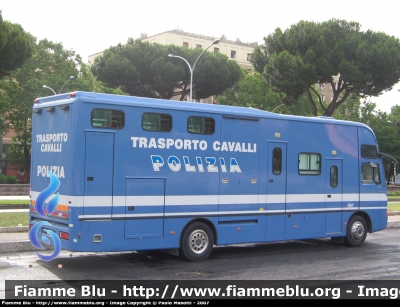 Man M2000 18.284
Polizia di Stato
Reparto a Cavallo
Polizia D9666
Parole chiave: Man M2000_18.284 PoliziaD9666