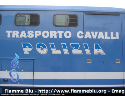 Man M2000 18.284
Polizia di Stato
Reparto a Cavallo
Polizia D9666
Parole chiave: Man M2000_18.284 PoliziaD9666