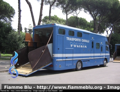 Man M2000 18.284
Polizia di Stato
Reparto a Cavallo
Polizia D9666
Parole chiave: Man M2000_18.284 PoliziaD9666