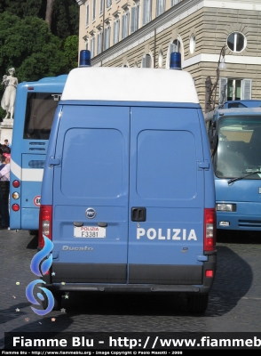 Fiat Ducato III serie
Polizia di Stato
Banda Musicale
Parole chiave: Fiat Ducato_IIIserie PoliziaF3381 Festa_della_Polizia_2008