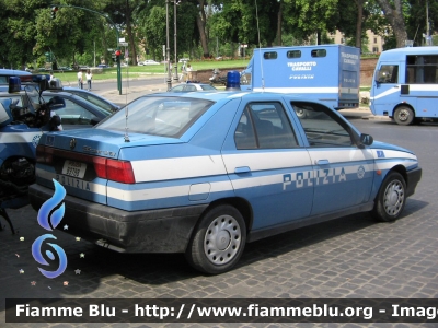 Alfa Romeo 155 II serie
Polizia di Stato
Polizia Stradale
POLIZIA B9788
Parole chiave: Alfa-Romeo 155_IIserie POLIZIAB9788 Festa_della_Republica_2005