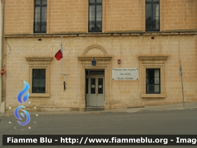 Stazione di Polizia
Repubblica di Malta - Repubblika ta' Malta
Ghassa Tal-Pulizija
La Valletta
