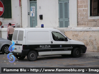 Citroen Berlingo I serie
Repubblica di Malta - Repubblika ta' Malta
Polizia
Pulizija La Valletta
Parole chiave: Citroen Berlingo_Iserie