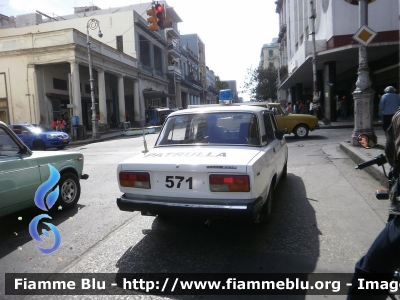 Lada 2107
Policia Avana Cuba
foto di Massimo Calzone
Parole chiave: Lada 2107