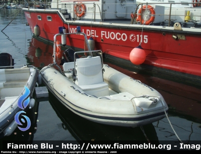 Gommone
Vigili del Fuoco
Distaccamento di Gaeta
Parole chiave: Gommone VF