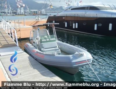 Gommone Clubman24
Vigili del Fuoco
Comando Provinciale di Genova
Nucleo Sommozzatori
Parole chiave: Gommone Clubman24 VF