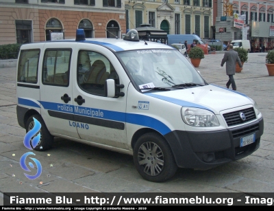 Fiat Doblò II serie
Polizia Municipale Loano
POLIZIA LOCALE YA 955 AA
Parole chiave: Fiat Doblò_IIserie PM_Loano PoliziaLocaleYA955AA