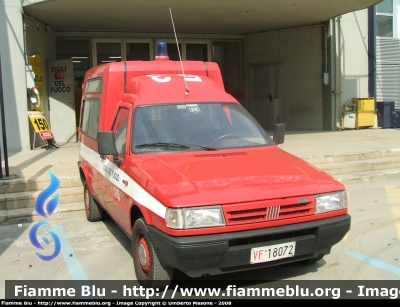 Fiat Fiorino II serie
Vigili del Fuoco
Comando di Genova
VF 18072
Parole chiave: Fiat Fiorino_IIserie VF18072