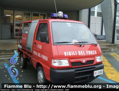 Piaggio Porter Colibrì 4x4 II serie
Vigili del Fuoco
Comando Provinciale di Genova
AutoPompaSerbatoio allestimento Piemme Antincendi
VF 21804
Parole chiave: Piaggio Porter_Colibrì_4x4_IIserie VF21805