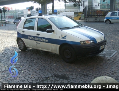 Fiat Punto II serie
A4 - Polizia Municipale Genova
Parole chiave: Fiat Punto_IIserie PM_Genova