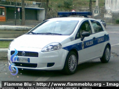 Fiat Grande Punto
Polizia Locale Velletri (RM)
Nuova Livrea di Polizia Locale
Autovettura "ALFA 3"
Parole chiave: Fiat_Grande_Punto_PL_Velletri