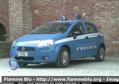 Fiat Grande Punto
Polizia di Stato
Autovettura di Servizio
POLIZIA F7253
Parole chiave: Fiat_Grande_Punto_Polizia