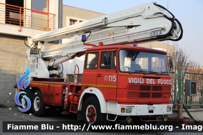 Fiat Iveco 300PC
Vigili del Fuoco
Comando Provinciale di Torino
Snorkel allestimento Cela
VF 11676
Parole chiave: Fiat-Iveco 300PC VF11676