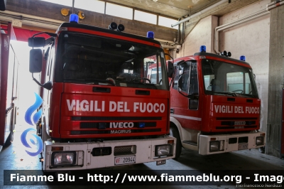 Iveco CityEuroFire 100E21 I serie
Vigili del Fuoco
Comando Provinciale di Torino
AutoPompaSerbatoio allestimento Iveco-Magirus
VF 20944
Parole chiave: Iveco CityEuroFire_100E21_Iserie VF20944