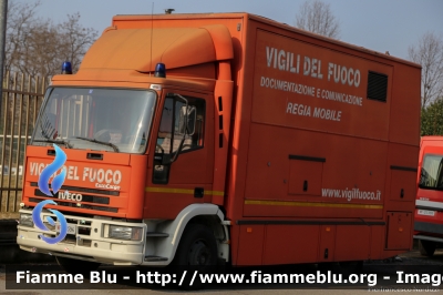 Iveco EuroCargo 120E18 I serie
Vigili del Fuoco
Comando di Torino
Servizio videodocumentazione, regia mobile
VF 21594
Parole chiave: Iveco EuroCargo_120E18_Iserie VF21594