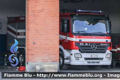 Mercedes-Benz Actros 1841 II serie
Vigili del Fuoco
Comando Provinciale di Torino
Distaccamento Cittadino Stura
AutoPompaSerbatoio allestimento Bai
VF 22597
Parole chiave: Mercedes-Benz Actros_1841_IIserie VF22597