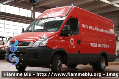 Iveco Daily IV serie restyle
Vigili del Fuoco
Comando Provinciale di Milano
Unità per il Soccorso Ferroviario
Esemplare unico
VF 26518
Parole chiave: Iveco Daily_IVserie_restyle VF26518