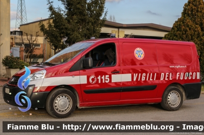 Fiat Scudo IV serie
Vigili del Fuoco
Comando Provinciale di Firenze
Nucleo NBCR
VF 26213
Parole chiave: Fiat Scudo_IVserie VF26213