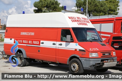 Iveco Daily II serie
Vigili del Fuoco
Comando Provinciale di Livorno
Nucleo Sommozzatori
VF 20885
Parole chiave: Iveco Daily_IIserie VF20885