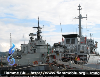 Nave M5551 "Sapri"
Marina Militare Italiana
Parole chiave: Nave_M5551_Sapri_Marina_MIlitare_festa_forze_armate