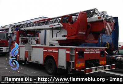 Iveco EuroFire 150E28 II serie
Vigili del Fuoco
Comando Provinciale di Caserta 
AutoScala da 30 metri allestimento Iveco-Magirus
fotografata presso l'officina Iveco Luigi Ferrari
VF 22943
Parole chiave: Iveco EuroFire_150E28_IIserie VF22943