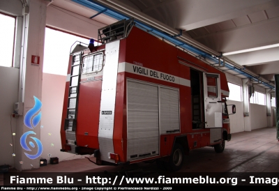 Iveco 95-14
Vigili del Fuoco
Comando Provinciale di Brescia
Distaccamento Volontario di Palazzolo sull’Oglio (BS)
Polilogistico allestimento Baribbi Colonna Mobile Regionale Lombardia
VF 14901
Parole chiave: Iveco 95-14 VF14901 REAS_2009