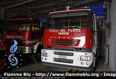 Iveco Stralis AF190S40 I serie
Vigili del Fuoco
AutoPompaSerbatoio
VF 23969
Fotografato presso l'officina Iveco Luigi Ferrari
Parole chiave: Iveco Stralis_AF190S40_Iserie VF23969