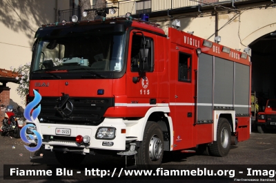 Mercedes-Benz Actros 1832 II serie
Vigili del Fuoco
Comando Provinciale di Firenze
AutoPompaSerbatoio bimodale (strada-rotaia) allestimento Bai
VF 24125
Parole chiave: Mercedes-Benz Actros_1832_IIserie VF24125