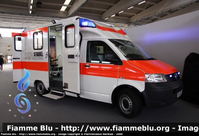 Volkswagen Transporter T5
Ambulanza Prototipo Allestita System Strobel
Parole chiave: Volkswagen Transporter_T5 Ambulanza Prototipo System Strobel_REAS 2009