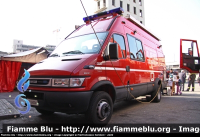 Iveco Daily III serie
Vigili del Fuoco
Comando Provinciale di Milano
AutoFurgone/Unità di Crisi Locale allestimento Iveco-Magirus
VF 24204
Parole chiave: Iveco Daily_IIIserie VF24204